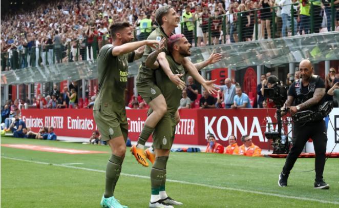  博洛尼亚黑马奔腾搅乱意甲争四格局